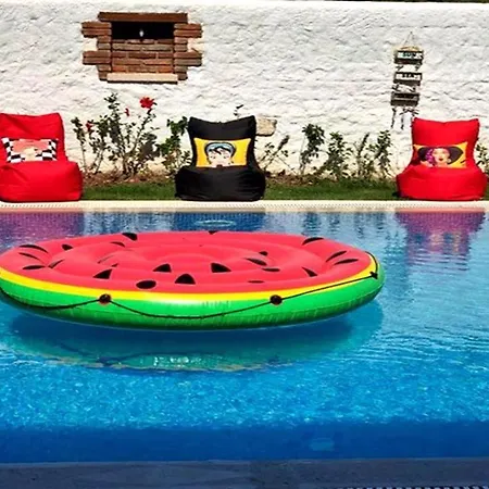 住宿加早餐酒店 Elysium Çeşme