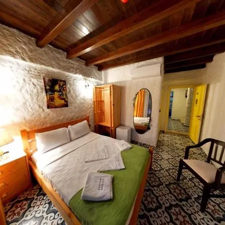 Bed and Breakfast Elysium 4*