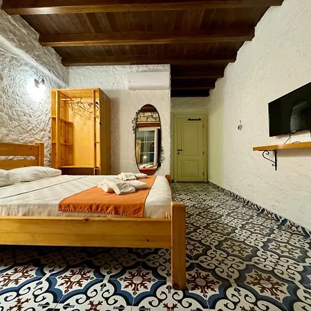 Elysium Bed & Breakfast *